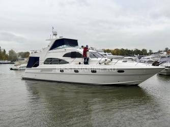 Катер Gulf Craft Ambassador 55